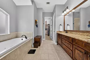 7112 Chimney Creek Dr, North Richland Hills, TX 76182 - Photo 15