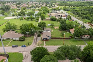 304 E County Line Rd, Royse City, TX 75189 - Photo 1