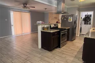 514 Lynn Dr E, Irving, TX 75062 - Photo 11