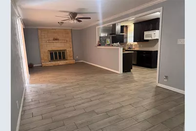514 Lynn Drive E, Irving, TX 75062 - Photo 7