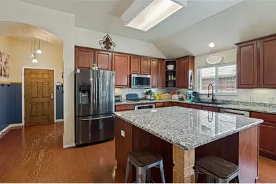 2847 Tranquilo, Grand Prairie, TX 75054 - Photo 5