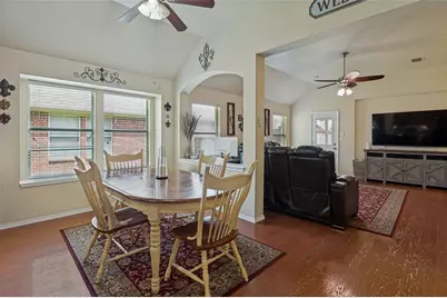 2847 Tranquilo, Grand Prairie, TX 75054 - Photo 9