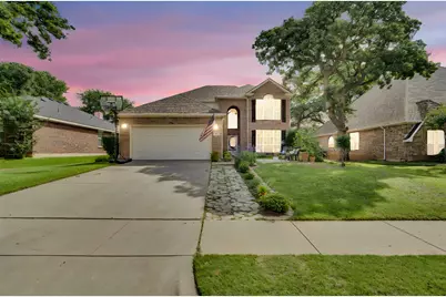 517 Crawford Drive, Burleson, TX 76028 - Photo 1