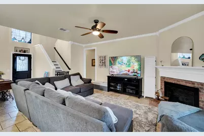 517 Crawford Drive, Burleson, TX 76028 - Photo 9