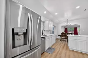 1428 Bregenz Ln, Lewisville, TX 75067 - Photo 7