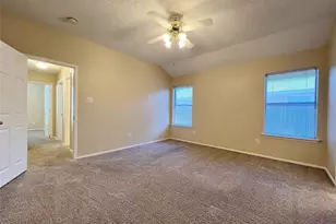 4021 Busch Gardens Dr, Fort Worth, TX 76123 - Photo 11