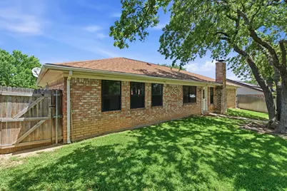 720 Huntwich Drive, Bedford, TX 76021 - Photo 23