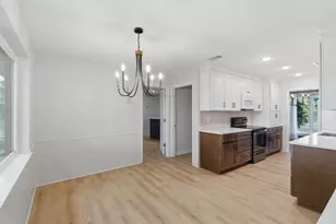 720 Huntwich Dr, Bedford, TX 76021 - Photo 11