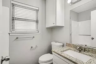 2728 Jewell Dr, Arlington, TX 76016 - Photo 9