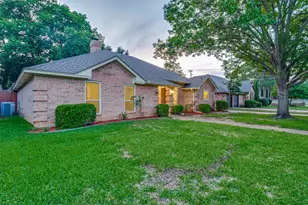 6002 Kenilworth Dr, Arlington, TX 76001 - Photo 3