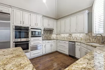 2406 Forest Court, McKinney, TX 75072 - Photo 9