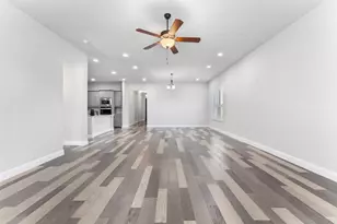 7581 Sevie Ln, Grand Prairie, TX 75054 - Photo 9