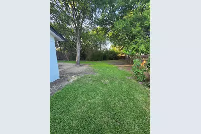 715 N Deerfield Circle, Arlington, TX 76015 - Photo 39