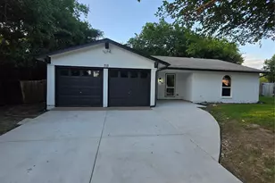 715 N Deerfield Circle, Arlington, TX 76015 - Photo 3