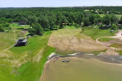 2435 E Lake Drive, Weatherford, TX 76087 - Photo 5