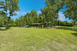 2435 E Lake Dr, Weatherford, TX 76087 - Photo 13