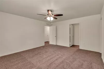 636 Crockett Drive, Cleburne, TX 76031 - Photo 19