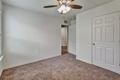 624 Crockett Drive, Cleburne, TX 76033 - Photo 23