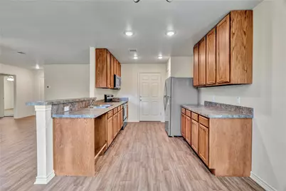 624 Crockett Drive, Cleburne, TX 76033 - Photo 11