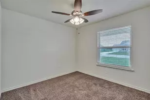 624 Crockett Dr, Cleburne, TX 76033 - Photo 19