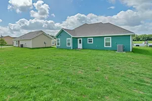 617 Crockett Dr, Cleburne, TX 76033 - Photo 23