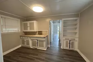 625 Larkin St, Abilene, TX 79605 - Photo 3