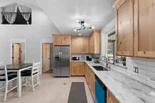 181 Private Rd 197, Blum, TX 76627 - Photo 19