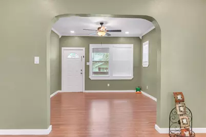 1315 E Arlington Avenue, Fort Worth, TX 76104 - Photo 11