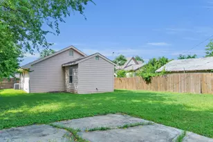 1315 E Arlington Ave, Fort Worth, TX 76104 - Photo 7