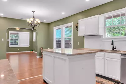 1315 E Arlington Avenue, Fort Worth, TX 76104 - Photo 15