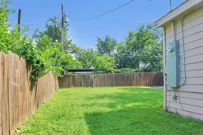 1315 E Arlington Avenue, Fort Worth, TX 76104 - Photo 5