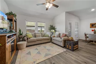 740 Soar Sky Wy, Lavon, TX 75166 - Photo 5