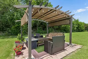 1351 Canales Trl, Farmersville, TX 75442 - Photo 35