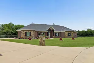 1351 Canales Trl, Farmersville, TX 75442 - Photo 27
