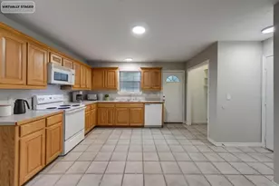 609 Houston St, Pottsboro, TX 75076 - Photo 11