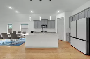 2725 Bechtol St, Garland, TX 75042 - Photo 9