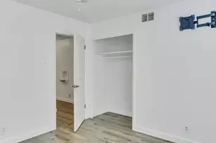 2007 E Park Row Dr, Arlington, TX 76010 - Photo 21