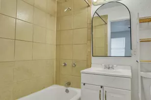 2007 E Park Row Dr, Arlington, TX 76010 - Photo 19
