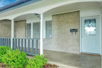 2007 E Park Row Drive, Arlington, TX 76010 - Photo 5