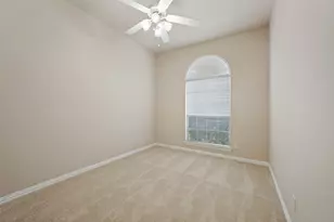2308 Bear Run Rd, Arlington, TX 76001 - Photo 19