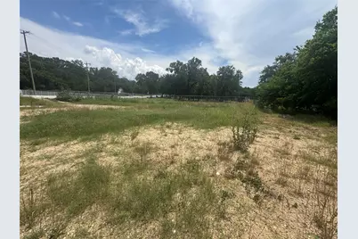 5060 Trentman Street, Fort Worth, TX 76119 - Photo 7