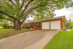 3401 Bilglade Rd, Fort Worth, TX 76133 - Photo 3