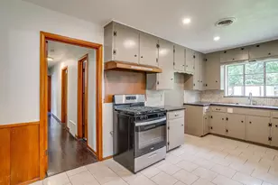 3401 Bilglade Rd, Fort Worth, TX 76133 - Photo 13