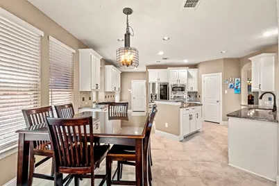 8255 Lindsay Gardens, The Colony, TX 75056 - Photo 13