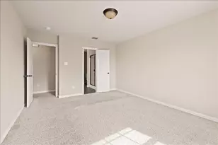 2936 Pima Ln, Fort Worth, TX 76119 - Photo 9