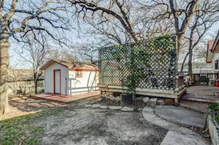 1204 King Dr, Bedford, TX 76022 - Photo 25