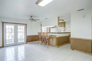 1204 King Dr, Bedford, TX 76022 - Photo 7
