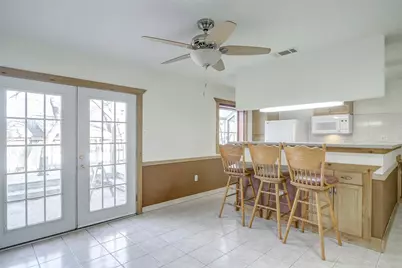 1204 King Drive, Bedford, TX 76022 - Photo 9