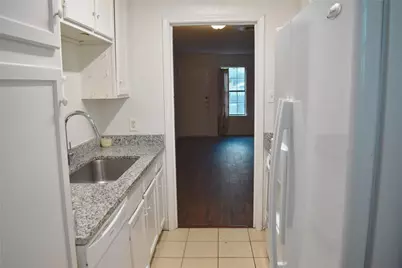 7415 Kingswood Drive, Fort Worth, TX 76133 - Photo 5