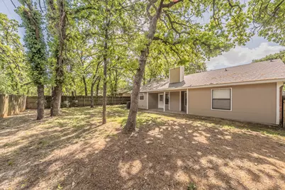 912 Red Oak Street, Azle, TX 76020 - Photo 25